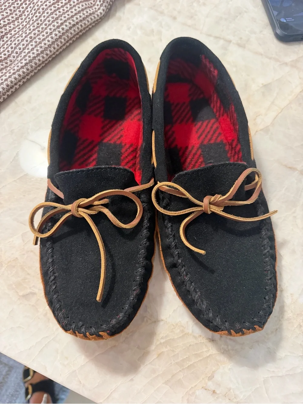 Men's Black Minnetonka Moccasin Slippers with Red Plaid Lining